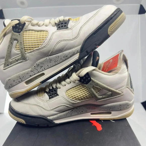 Nike Mens Air Jordan 4 Retro OG Basketball Shoes White/Black Size 9.5 840606-192 - Picture 3 of 9